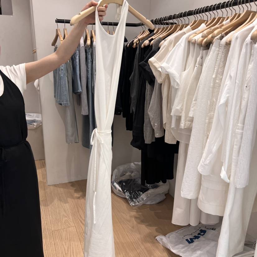 OURIN韓國㊣直郵東大門代購女裝新品25春夏人氣連衣裙不含內搭OURIN連衣裙