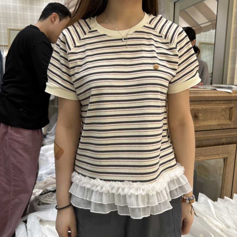 OURMOMENT韓國直郵㊣女裝新品時尚推薦25春夏人氣熱賣休閑T恤OURMOMENTT恤