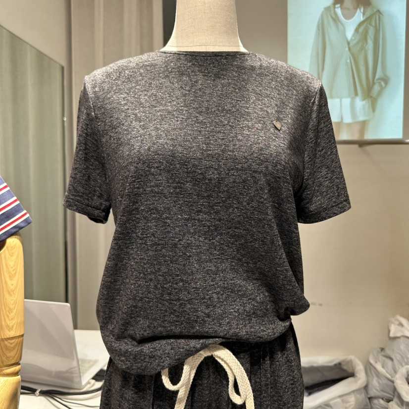 VENICE韓國㊣直郵東大門代購女裝新品推薦人氣25春夏熱賣T恤VENICET恤