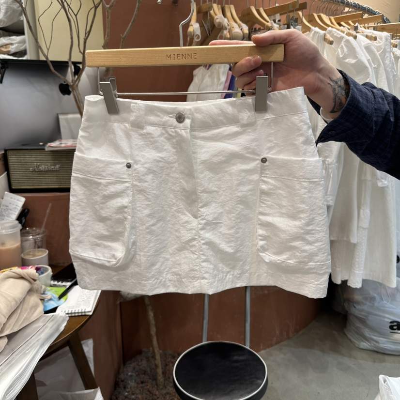MIENNE韓國直郵㊣東大門實拍女裝新品人氣熱賣時尚推薦短裙MIENNE短裙