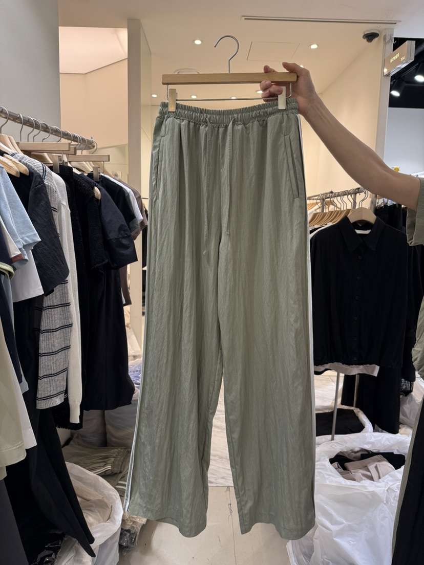 YIKHO STYLE韓國直郵㊣女裝新品人氣推薦熱賣時尚25春夏休閑褲YIKHO STYLE休閑褲