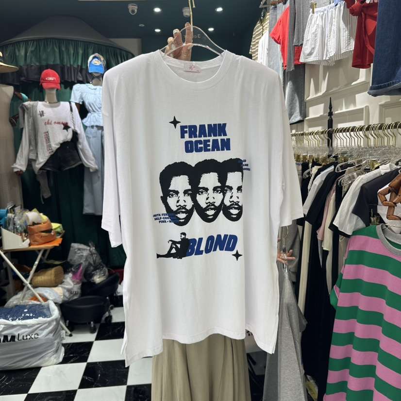 3COLOR（此品牌名稱會遭售假投訴，建議淘寶店鋪商品名稱中不要使用）韓國直郵㊣東大門實拍女裝新款休閑T恤Three colorT恤