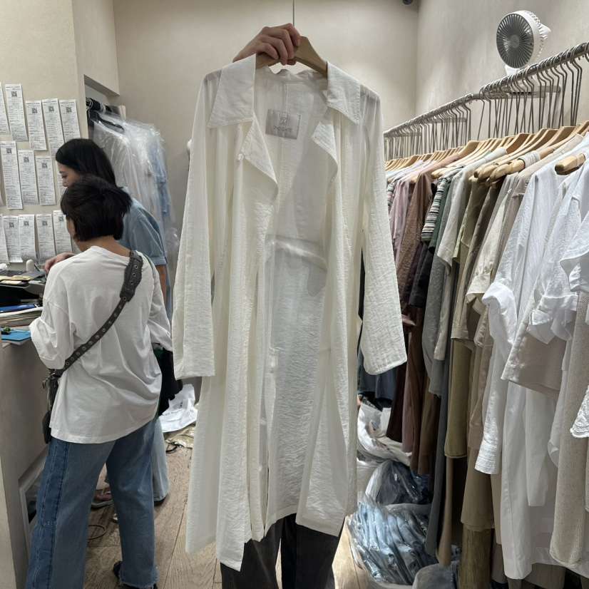 2ND GATE韓國直郵㊣東大門實拍女裝新品時尚長款風衣含腰帶2ND GATE長款風衣