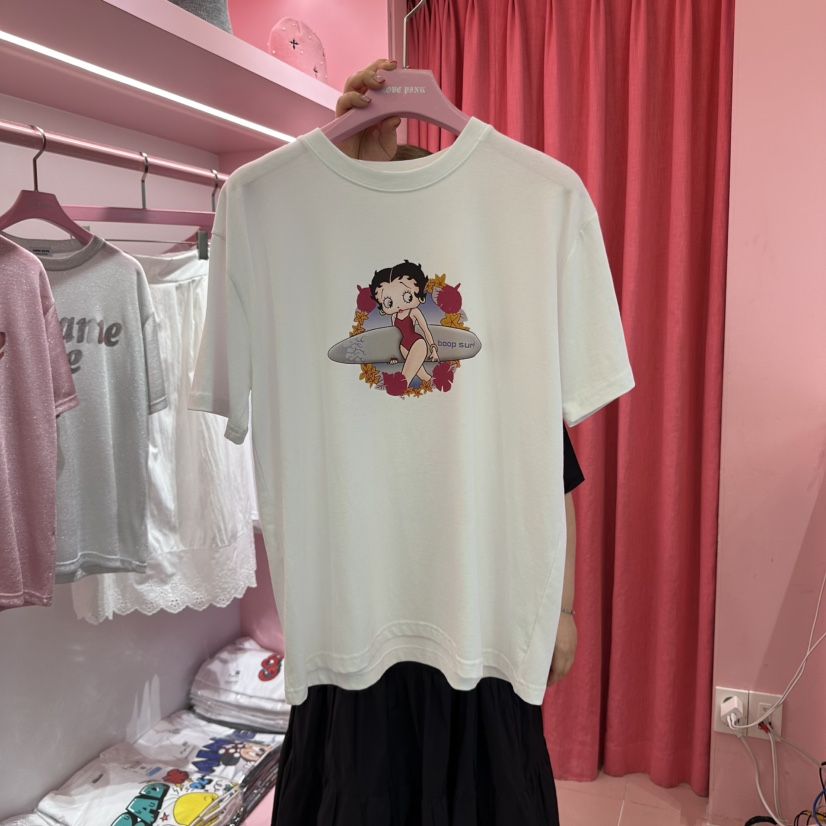 LOVE PINK韓國直郵㊣東大門實拍女裝新品推薦時尚熱賣人氣T恤LOVE PINKT恤