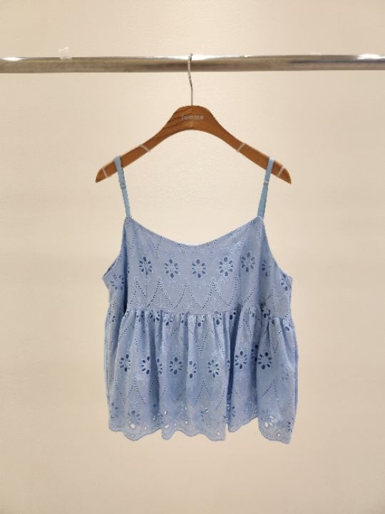 FEMME韓國直郵㊣女裝新品25春夏推薦吊帶背心不含飾品蕾絲花FEMME吊帶/背心