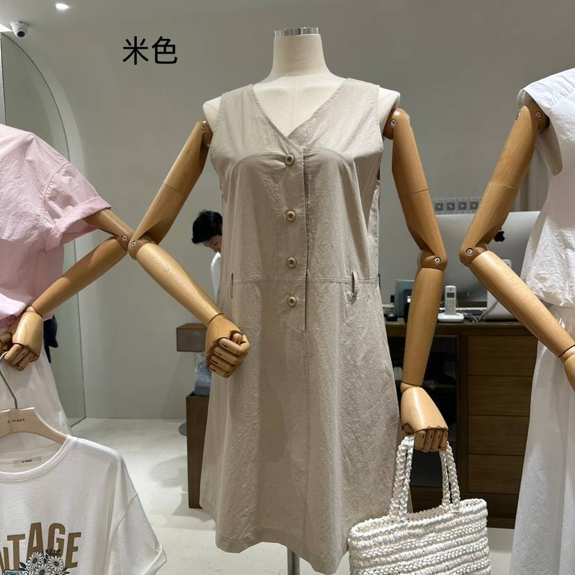 A WANT韓國直郵㊣女裝新款推薦人氣熱賣時尚連衣裙不含腰帶A WANT連衣裙