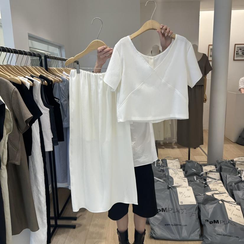 OVU韓國直郵㊣東大門實拍女裝新品人氣熱賣時尚套裝兩件套褶皺OVU套裝