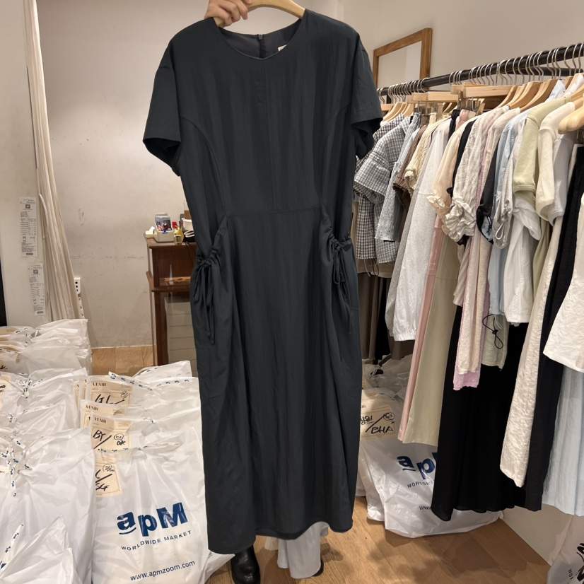 VENIR-a直郵韓國代購㊣女裝新品時尚推薦休閑人氣25春夏連衣裙VENIR-a連衣裙