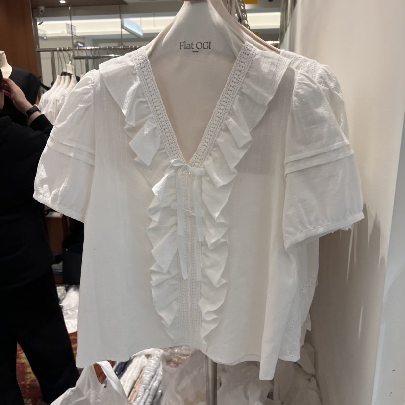 OGI韓國直郵㊣東大門實拍女裝新品推薦熱賣人氣時尚襯衫蕾絲衫FLat OGI襯衫/蕾絲衫