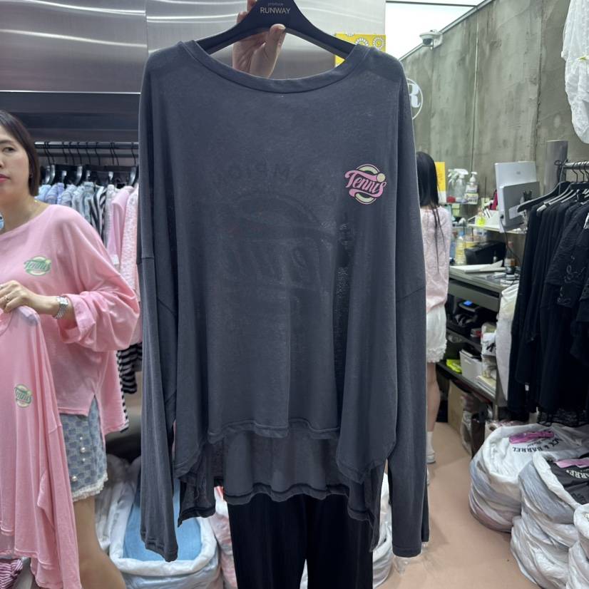 RUNWAY-런웨이韓國代購女裝新款職業25春夏熱賣時尚長袖T恤RUNWAY長袖T恤