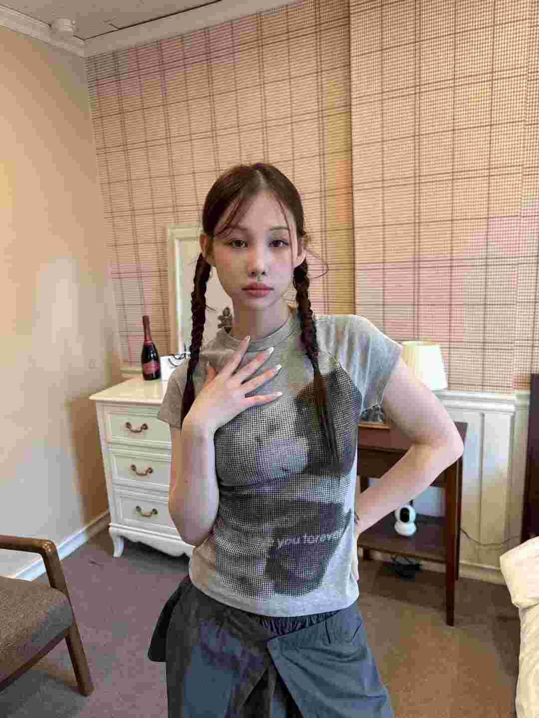 THEHANDS韓國直郵㊣女裝新品休閑熱賣25春夏時尚人氣推薦T恤THEHANDST恤