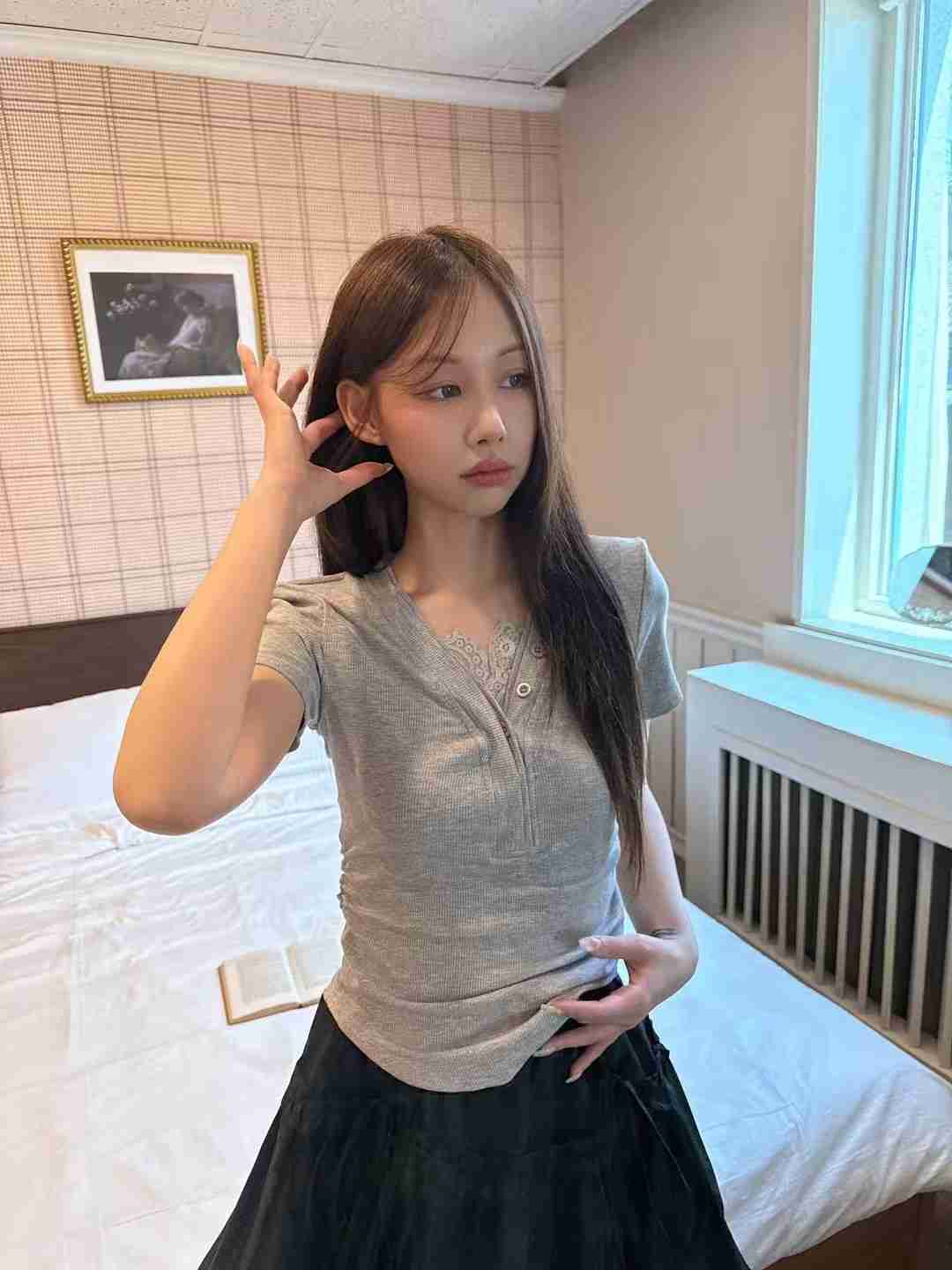 THEHANDS直郵韓國代購㊣女裝新品熱賣25春夏休閑推薦T恤蕾絲THEHANDST恤
