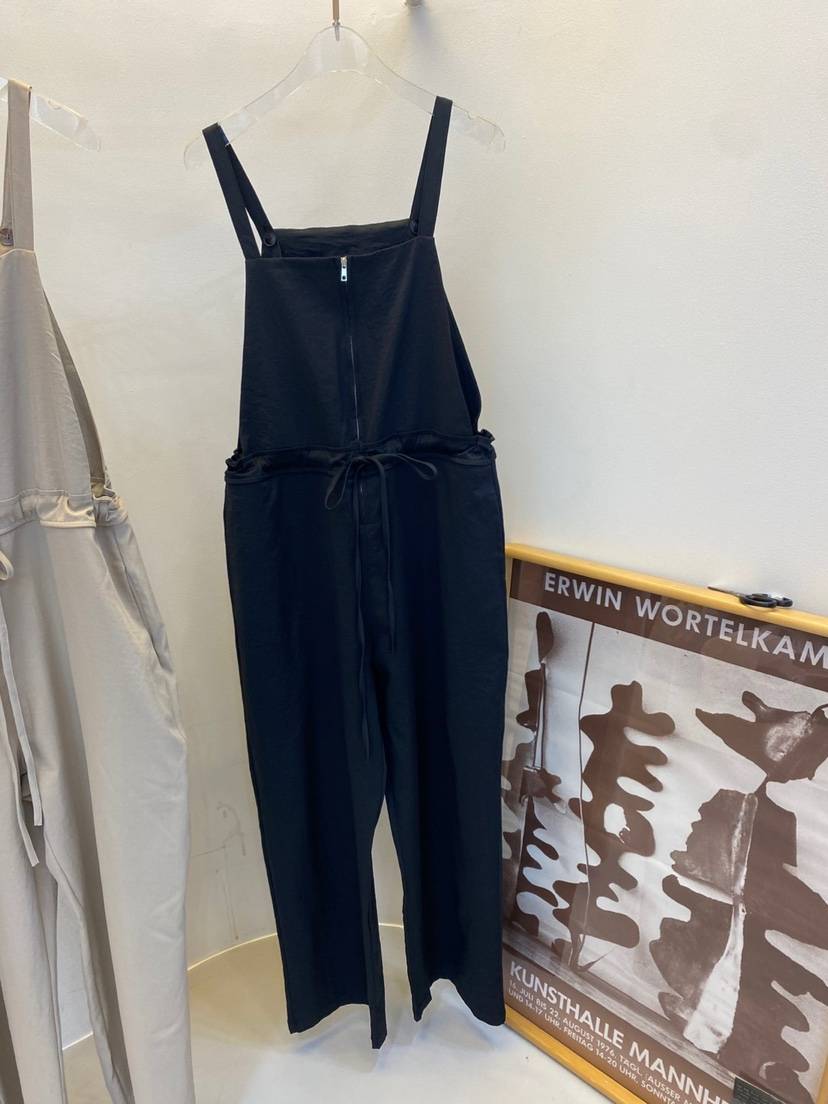 BLACK BIJOU直郵韓國代購㊣女裝新款休閑推薦時尚連體褲拉鏈BLACK BIJOU連體褲