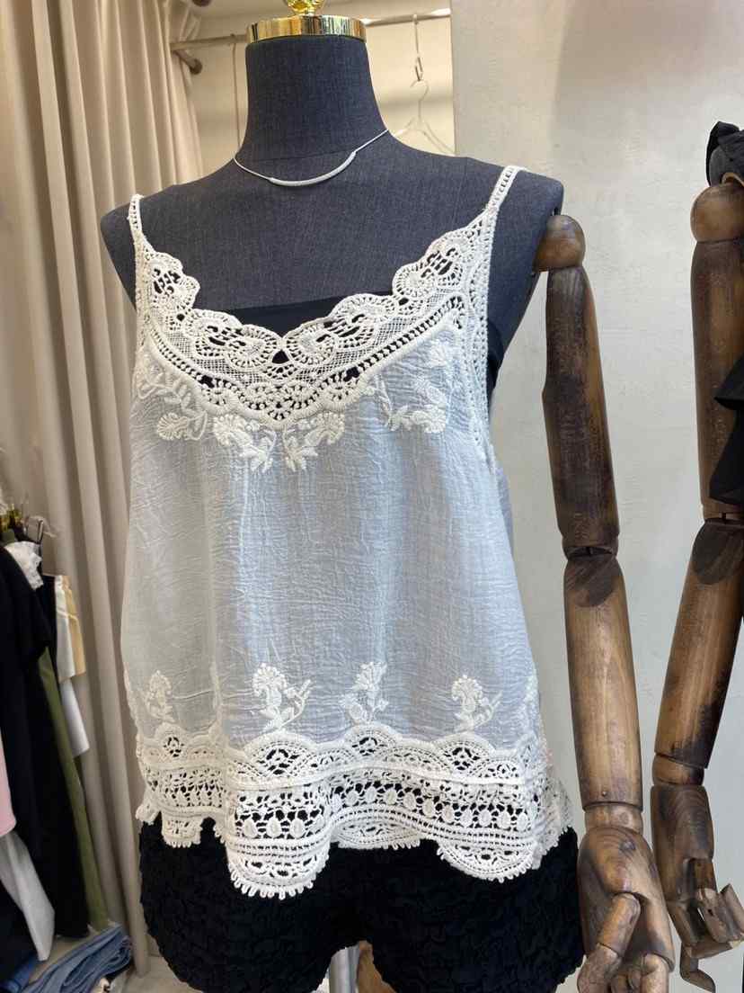 BLACK BIJOU直郵韓國代購㊣女裝新品熱賣推薦人氣吊帶背心BLACK BIJOU吊帶/背心
